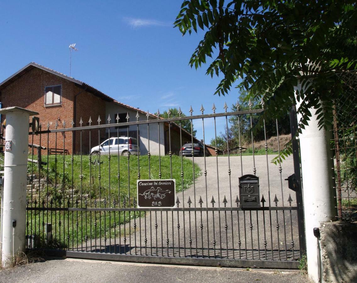 B&B Cascina Dei Levrieri Capriglio Exterior foto