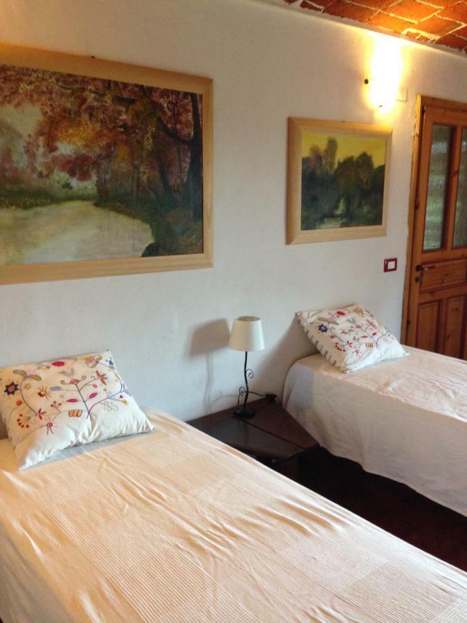 B&B Cascina Dei Levrieri Capriglio Exterior foto
